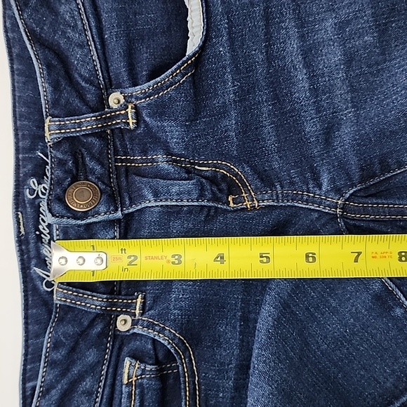 American Eagle  Women's Stretch Blue Dark Wash Denim Jean Shorts Size 2 - Picture 14 of 15